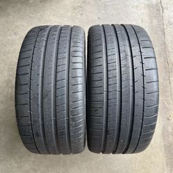  2 Michelin Pilot Super Sport 245/35R19 Tires, Brand New, Never Mounted