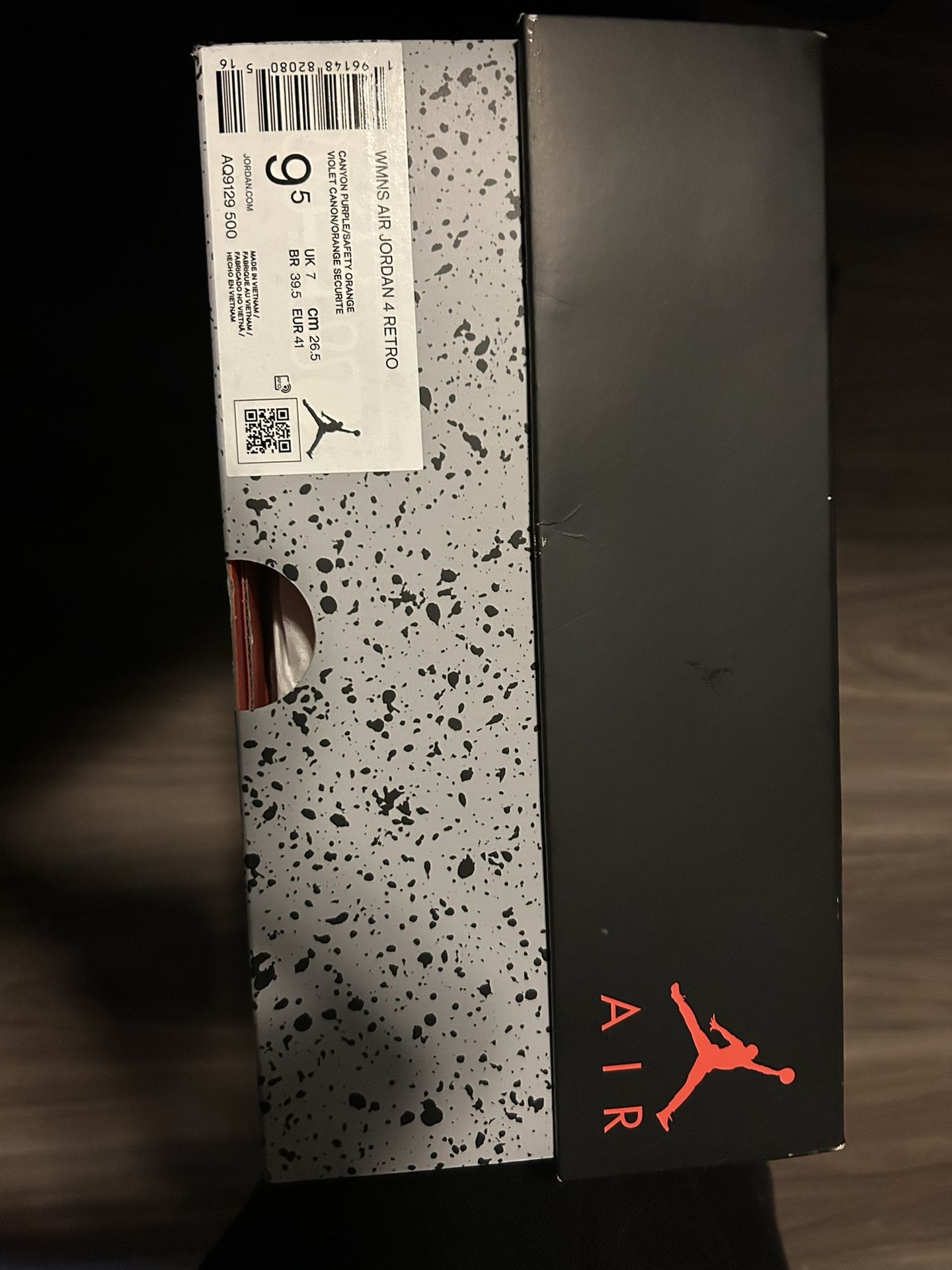 Woman Air Jordan 4 RETRO