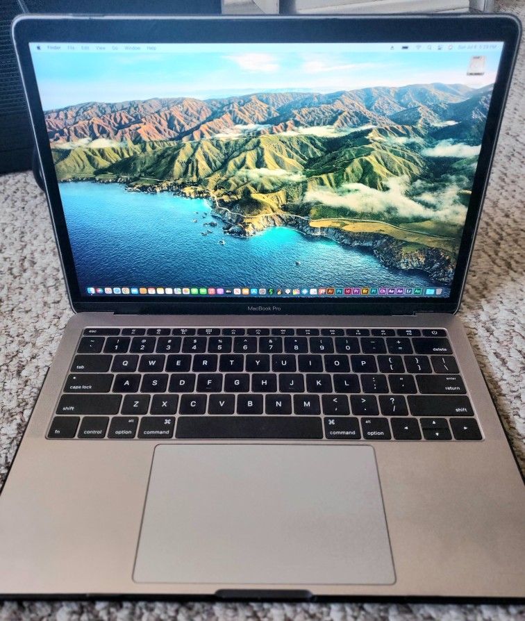 13"Macbook Pro Retina/Logic Pro X/GarageBand/Serato DJ Pro