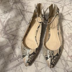 Women Cole Haan  Shoes In Size 7.5