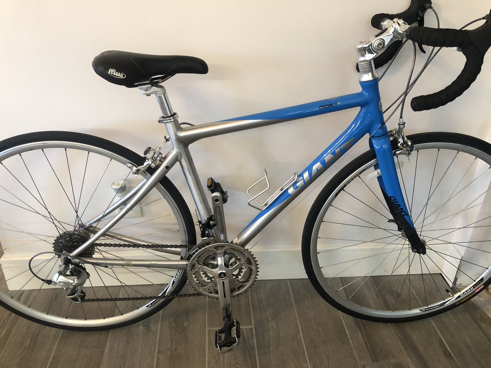 women's giant ocr3 road bike