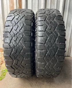 2 tires 255 75 17 Goodyear wrangler