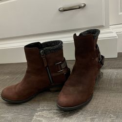 Sorel Lolla Boots Women’s 8.5