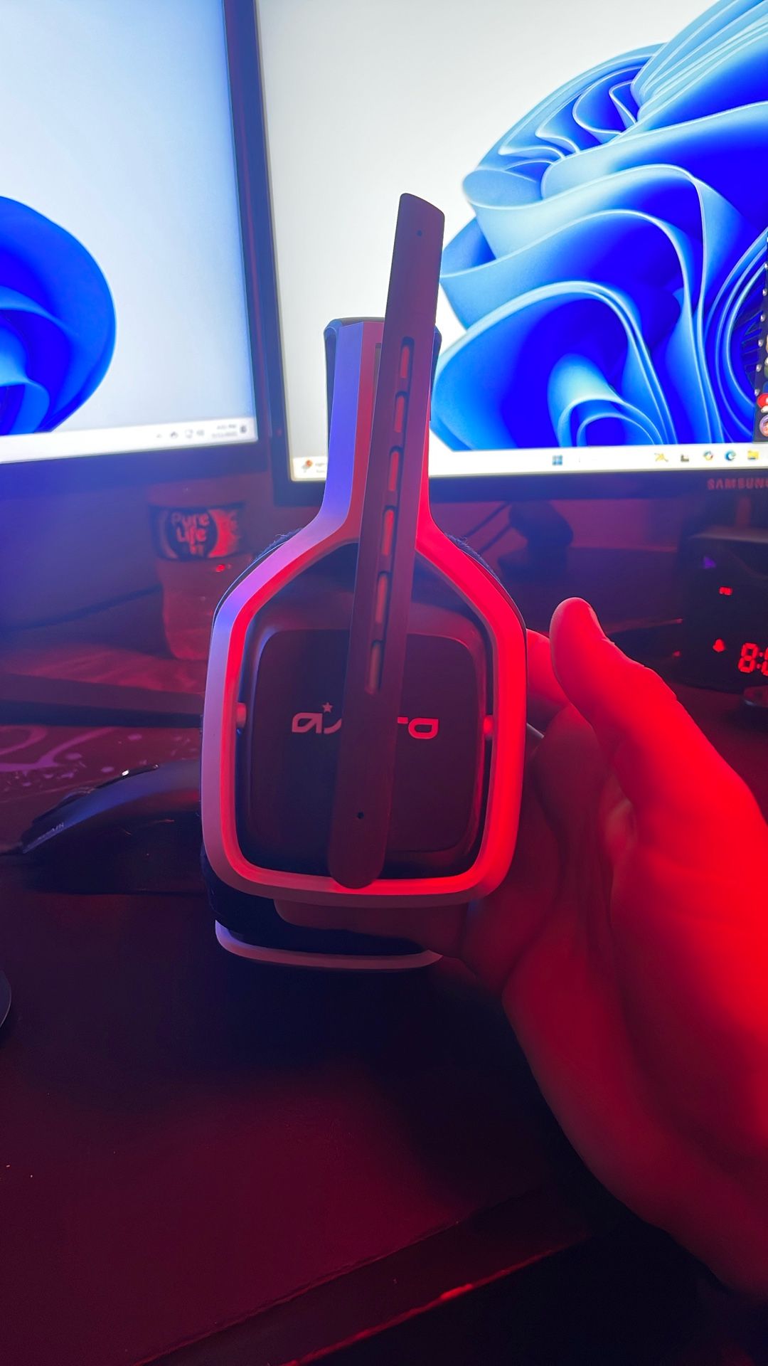 Astro A20s