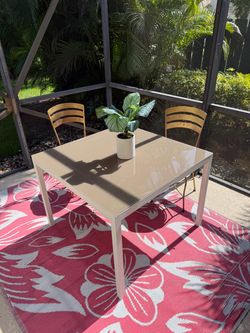 Indoor / Outdoor Glass-Top Dining Table