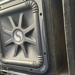 Kicker with box speaker