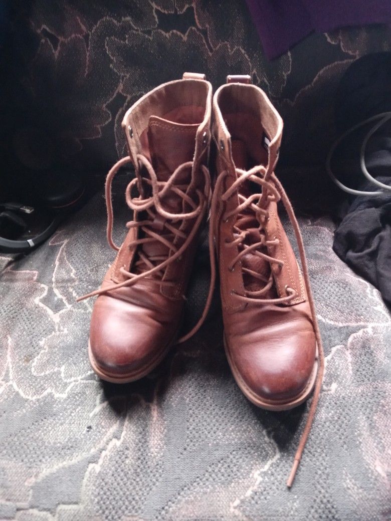 Timberland Boots Size 6