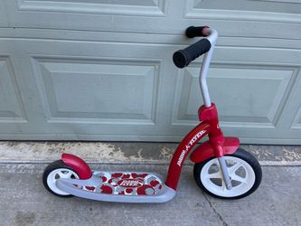 Radio Flyer Little Kids Scooter