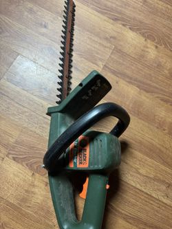 Black & Decker 16” Hedge trimmer