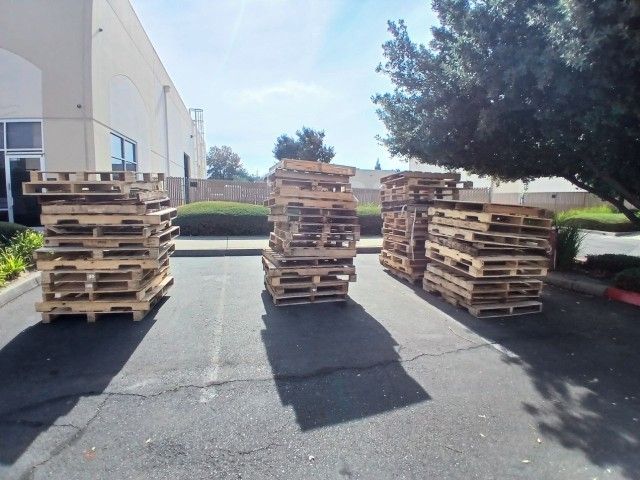 Free Pallets