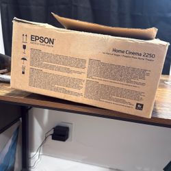 Epsom Home Cinema Projector