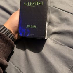 Valentino Born In Roma (Green Stravaganza)