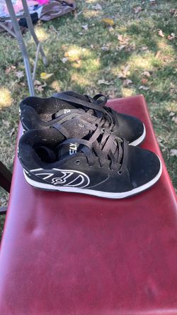 Heelys Black Low-Top Skate Shoes