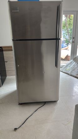 Frigidaire refrigerator