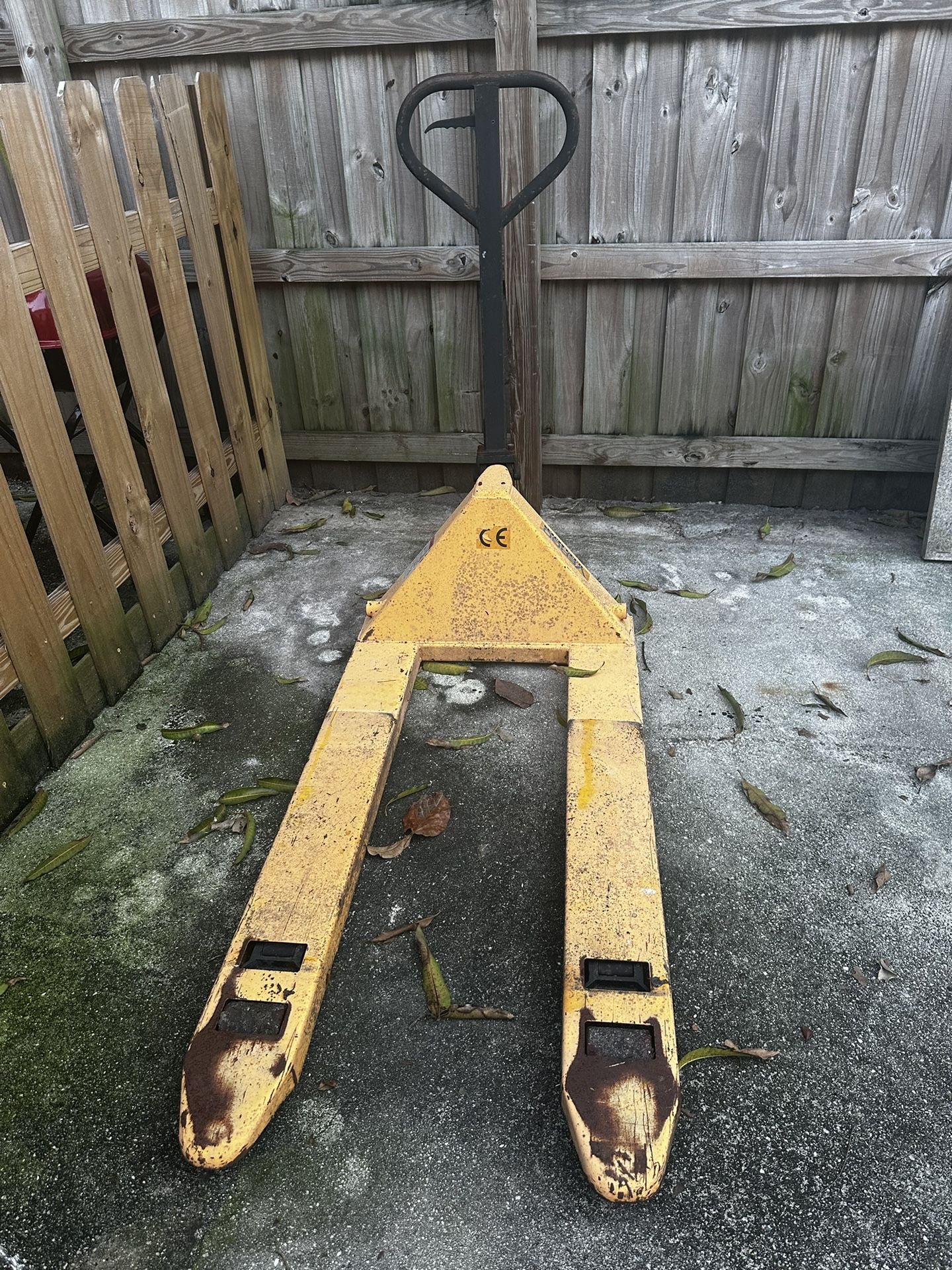 Vergo Industrial Pallet Jack See Description for Sale in Hialeah, FL