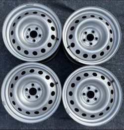 (2) 17X7” Ford Maverick Steel Wheels