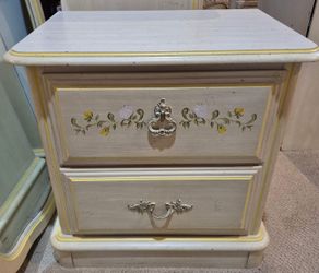 6 Piece Vintage Henry Link Bedroom Set French Provincial no Bed