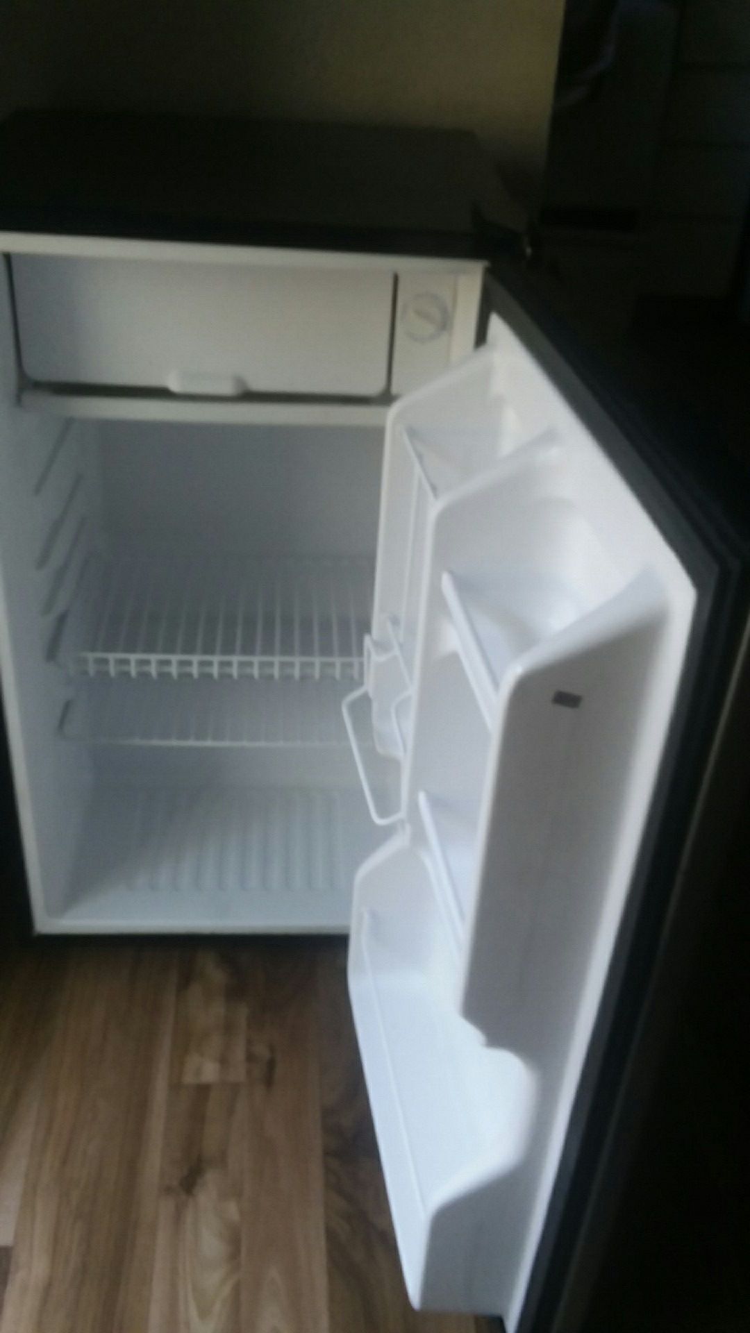 Mini fridge