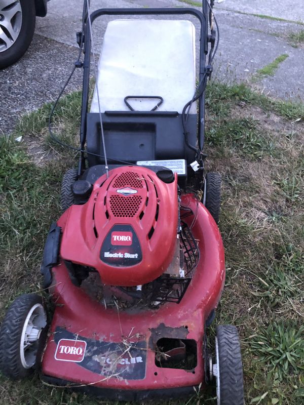 Toro self propelled gas lawn mower (needs carburetor) for Sale in
