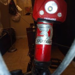 3D Dynacraft, Red Mountain Bike 