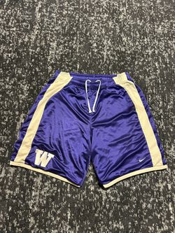 Nike  University of Washington Purple Basketball Shorts Size Large