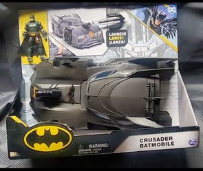 🦇 DC Crusader Batmobile with Batman Figure – Brand New!