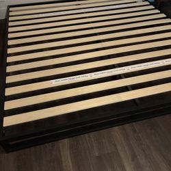 ZINUS Metal Low 7” Platform Bed Frame - King