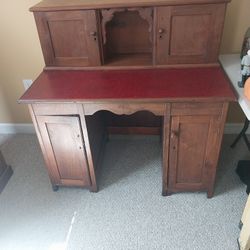 ANTIQUE  DESK NICE CONDITION