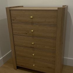 Dresser NEW 5 drawers 