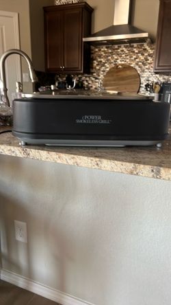 Power smokeless grill