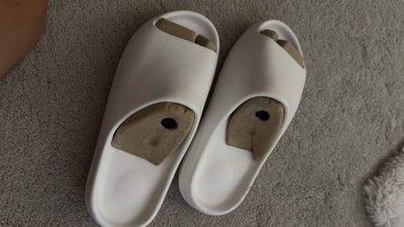 Yeezy slides