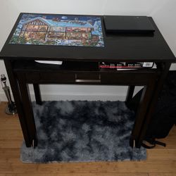 Computer Desk (READ DESCRIPTION) 
