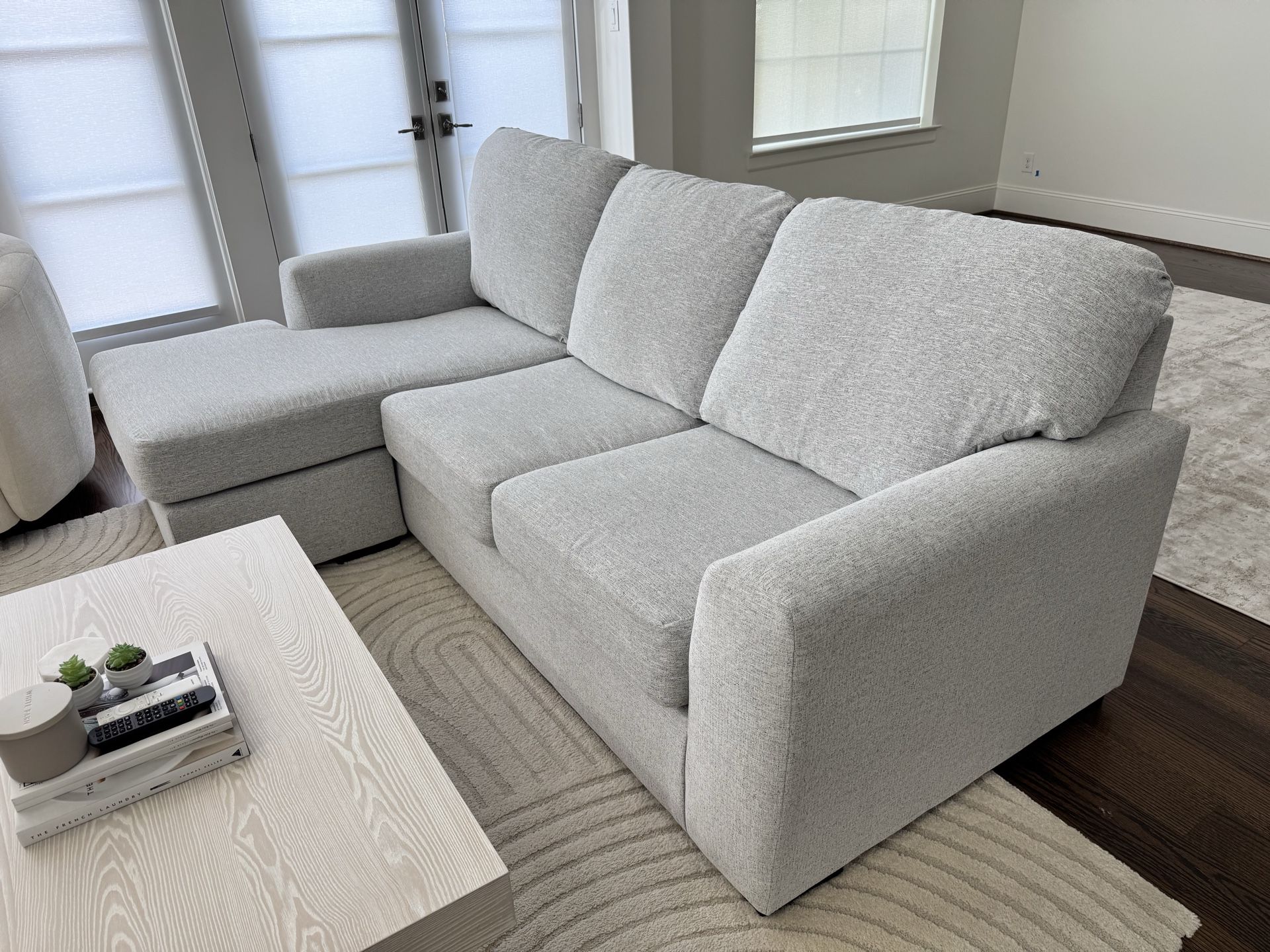 Sofa Chaise