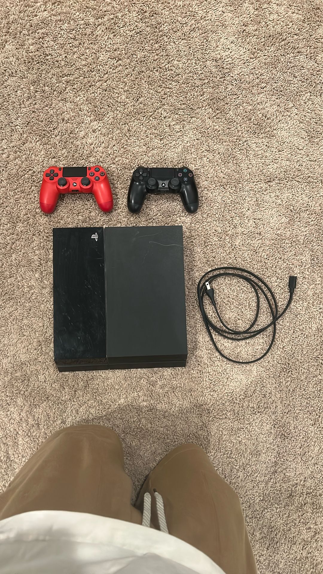 PS4 And PS4 Controllers