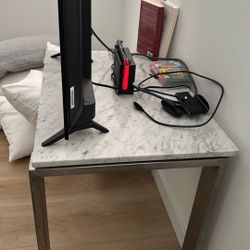 Granite Table + Roku TV & Remote