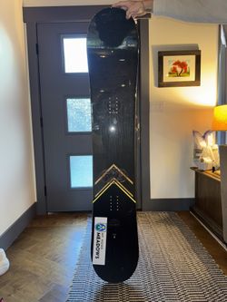 Mens Snowboard 158CM