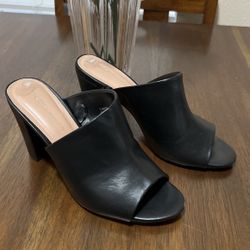 Black Shoes Size 7/1
