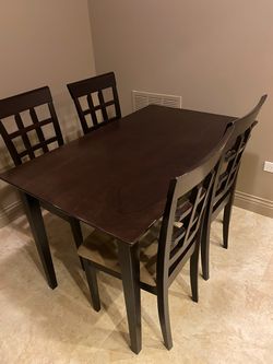 Kitchen Table and Chairs