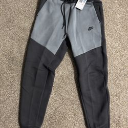 Nike Tech Fleece Joggers