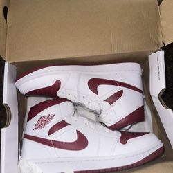Brand New Women Air Jordan 1s Mid