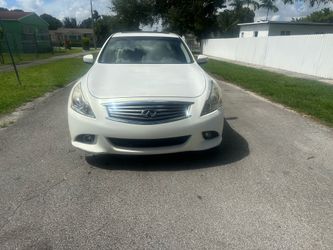 2015 Infiniti Q40