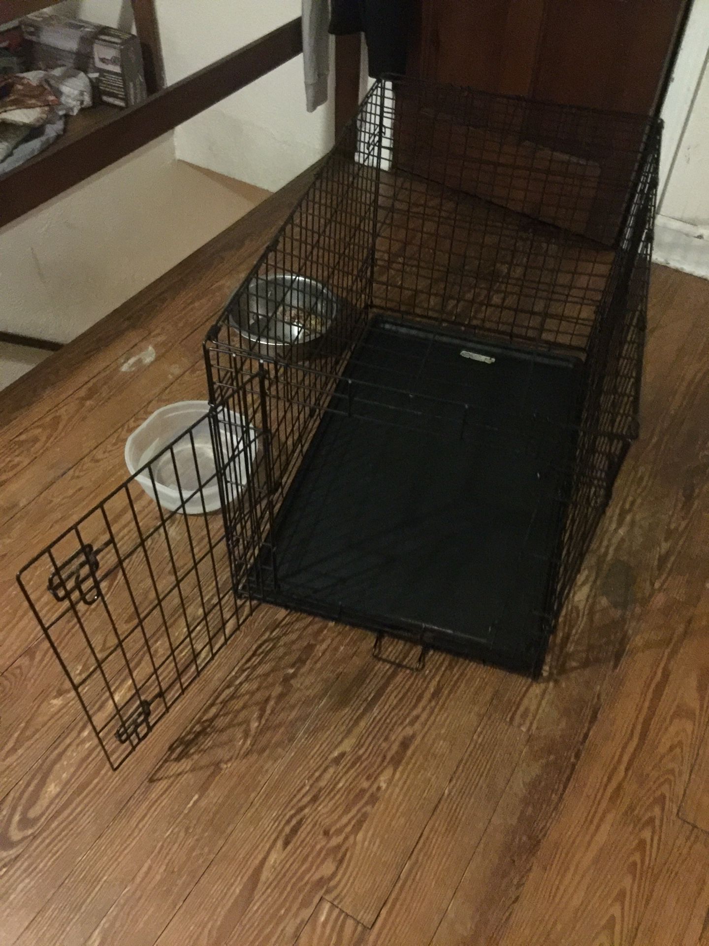 Medium/large dog cage