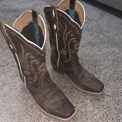 Cowgirl Boots Worn Twice Size 9