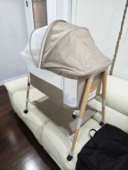 NEW!!! JevrJeur 3-in-1 Baby Bassinet - Convertible Bedside Sleeper