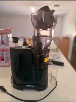 Canoly cold press juicer