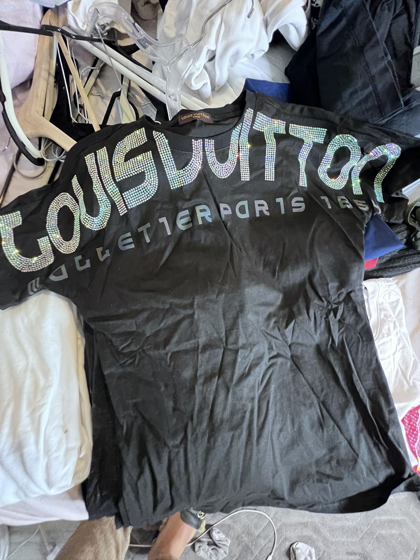 Lv Rhinestone T Shirt for Sale in Los Angeles, CA - OfferUp