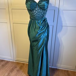 Beautiful emerald, green dress corset