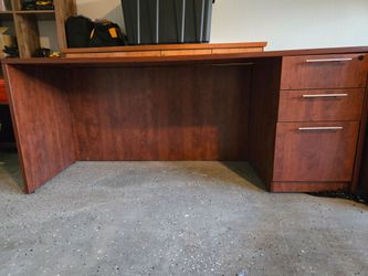Large 3 pices office desk