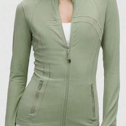 Lululemon Define Cropped Jacket (New)