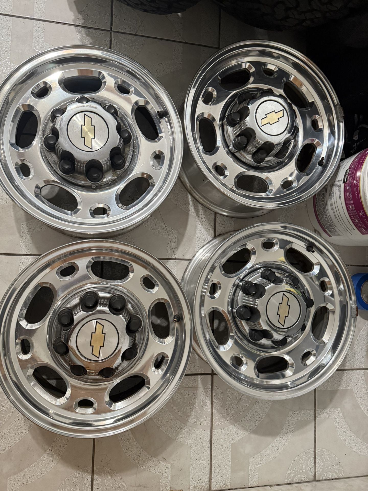 Chevy 16 Inch Aluminum Wheels!!!! OEM